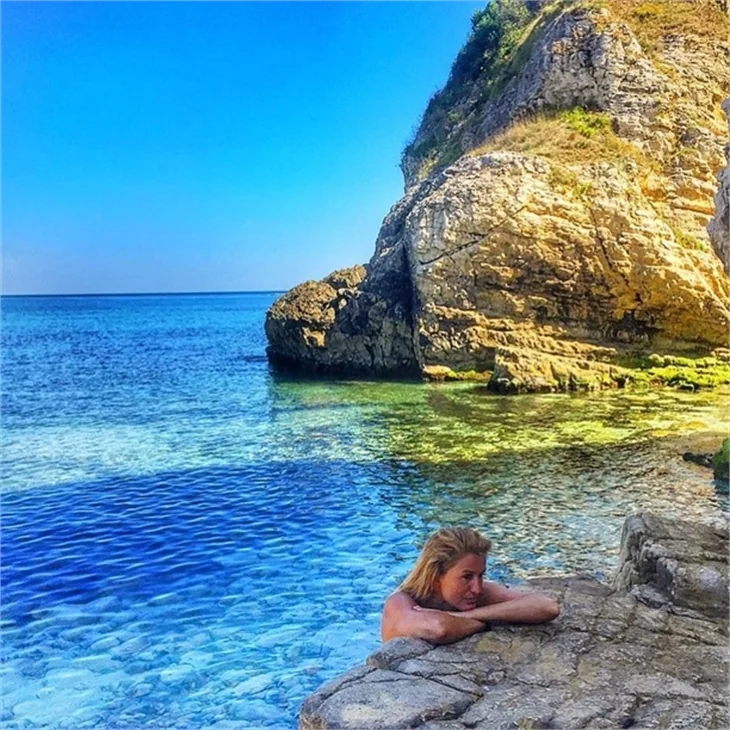Ünlülerin 2017 tatil pozları