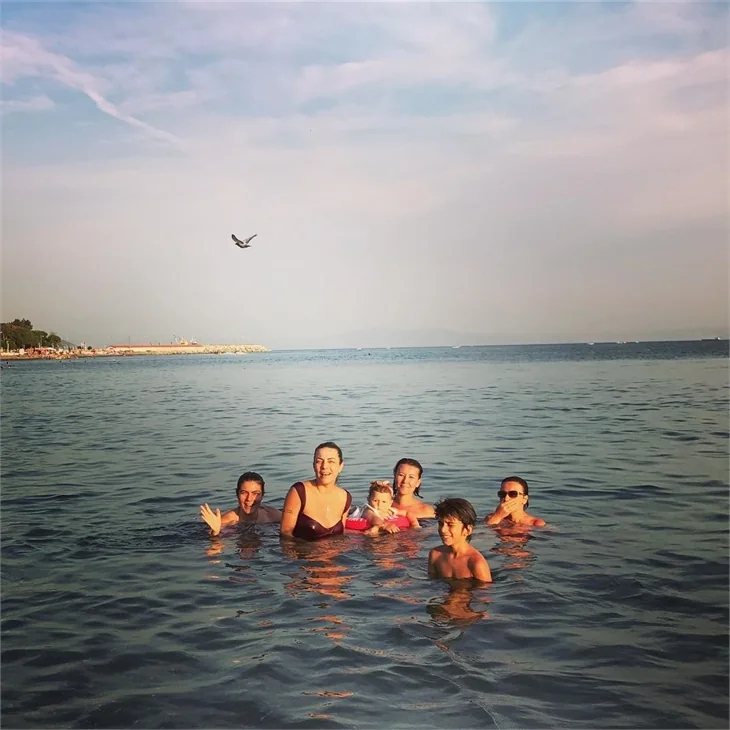 Ünlülerin 2017 tatil pozları