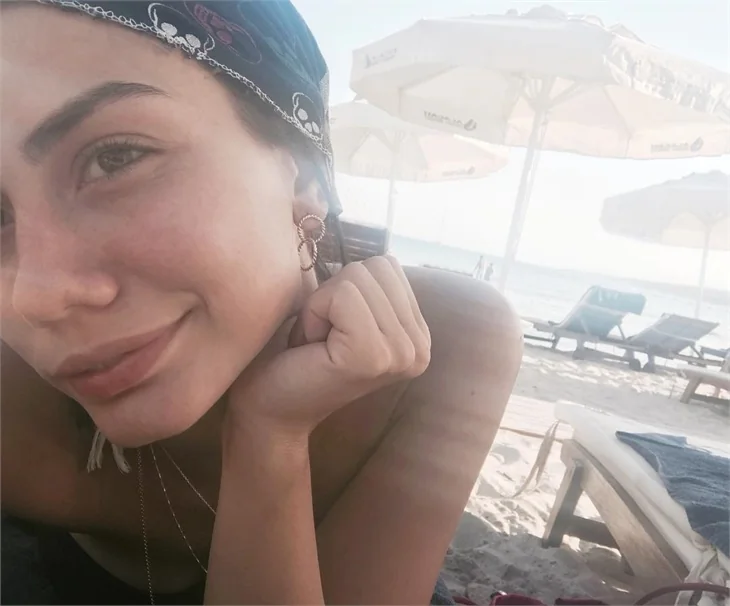 Ünlülerin 2017 tatil pozları