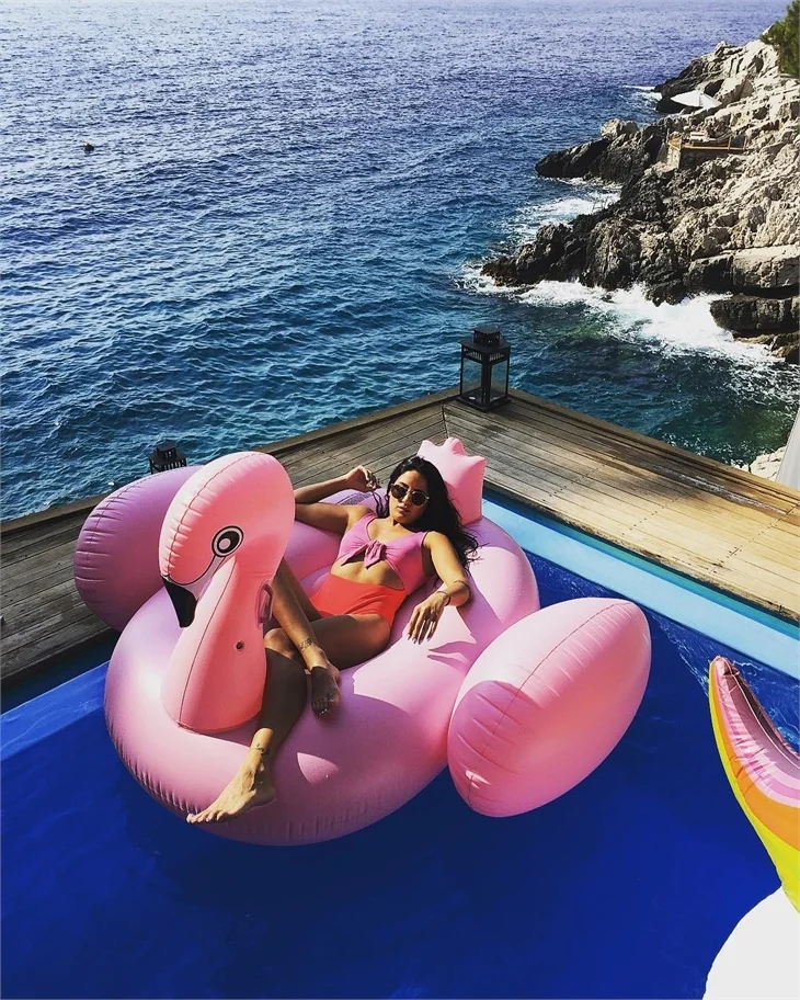 Ünlülerin 2017 tatil pozları