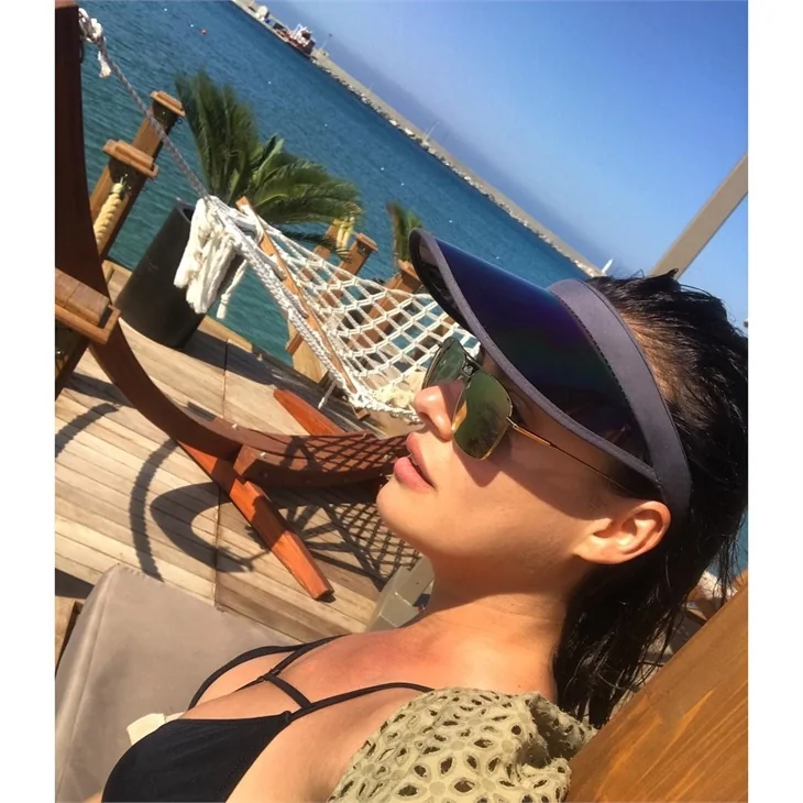 Ünlülerin 2017 tatil pozları