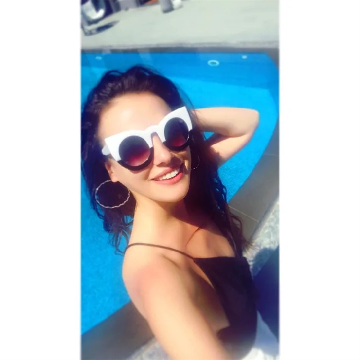 Ünlülerin 2017 tatil pozları