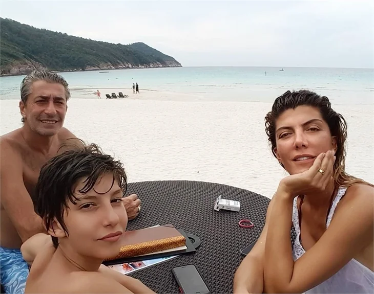 Ünlülerin 2017 tatil pozları