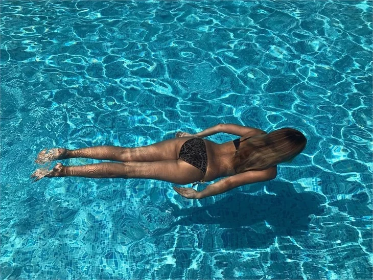 Ünlülerin 2017 tatil pozları