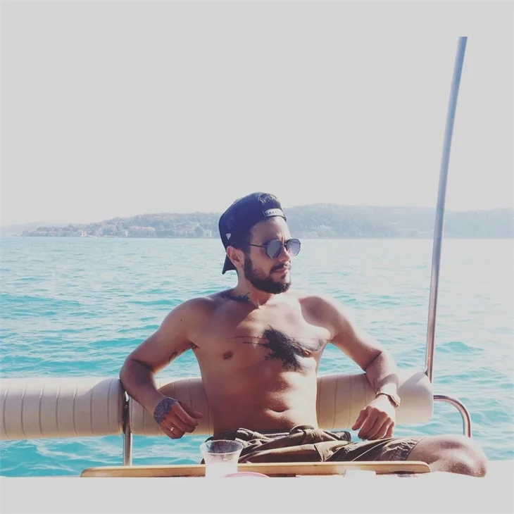 Ünlülerin 2017 tatil pozları