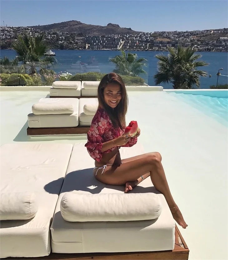 Ünlülerin 2017 tatil pozları