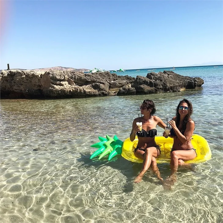 Ünlülerin 2017 tatil pozları