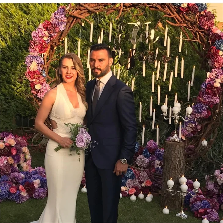 Alişan ve Eda Erol nişanlandı!
