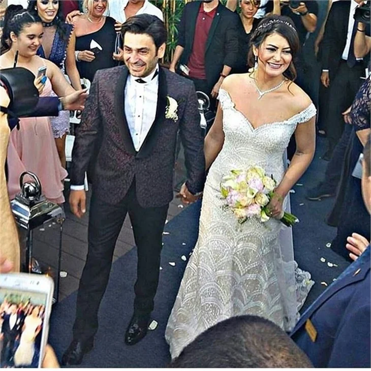 Ozan Akbaba ve Buket Arıkan evlendi!