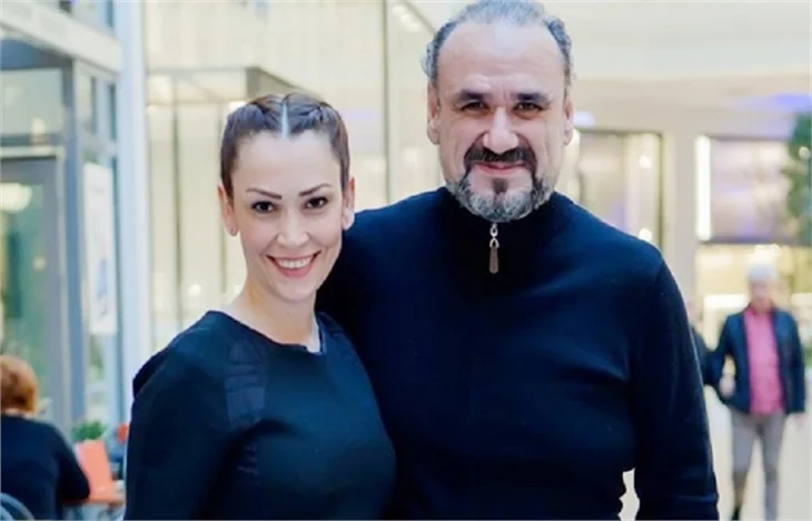 Hakan Aysev 5. kez boşandı!