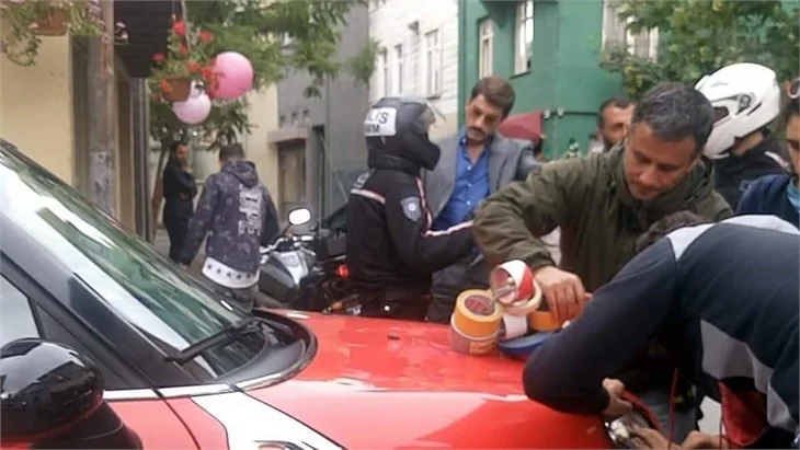 Kenan İmirzalıoğlu'nun Cingöz Recai imajı!