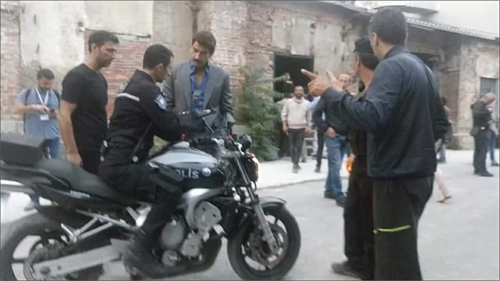 Kenan İmirzalıoğlu'nun Cingöz Recai imajı!