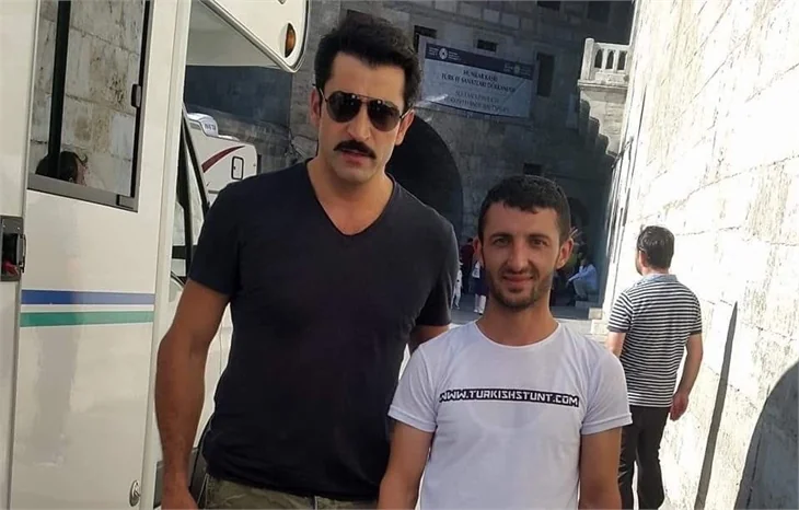 Kenan İmirzalıoğlu'nun Cingöz Recai imajı!