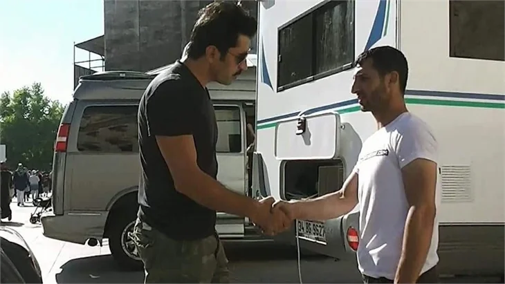 Kenan İmirzalıoğlu'nun Cingöz Recai imajı!
