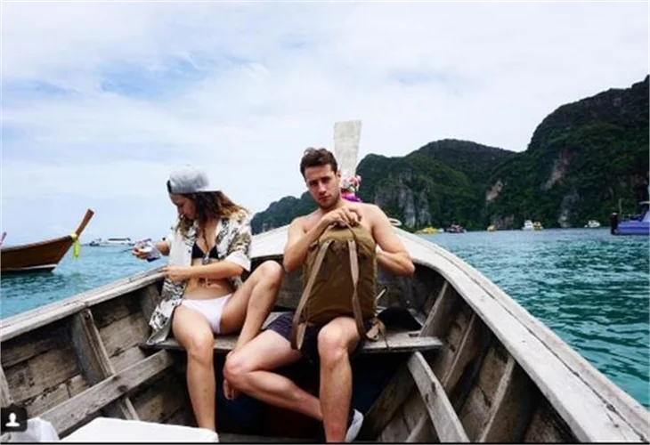Melisa Şenolsun ve Mehmet Ozan Dolunay'ın Phuket'te romantik tatili!