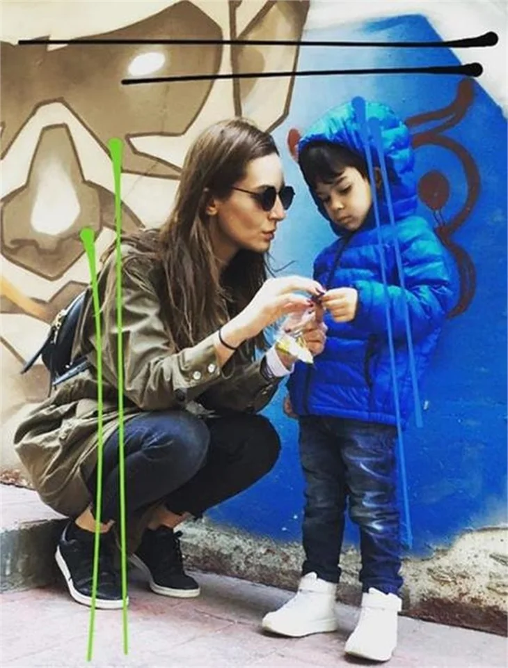 Düştük bir bebek arabasının peşine!