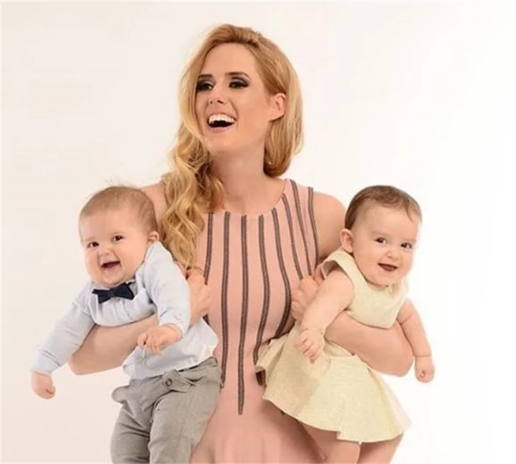 Düştük bir bebek arabasının peşine!