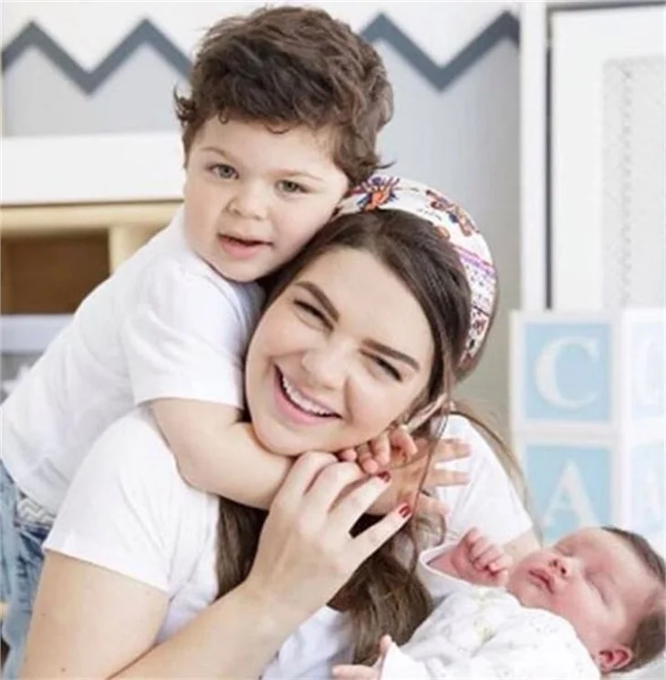 Düştük bir bebek arabasının peşine!