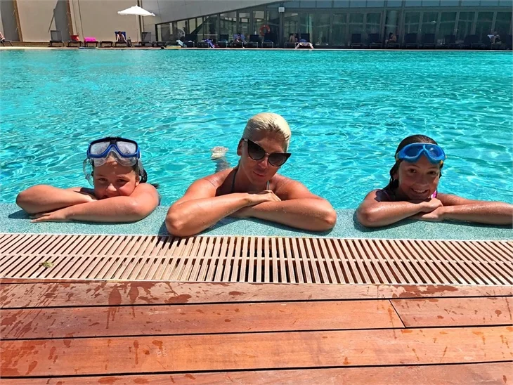 Jelena Karleusa'nın tatil keyfi!