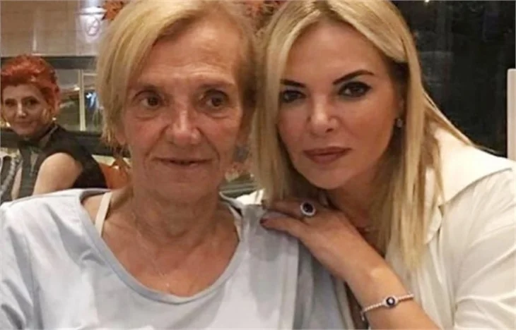 Fulden Uras'ın annesi vefat etti