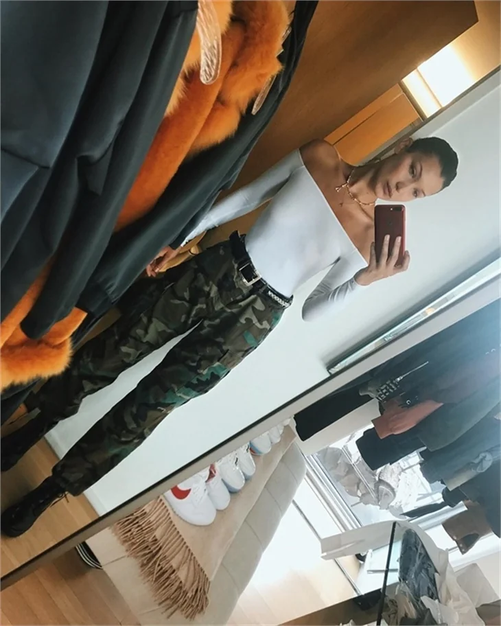 Bella Hadid'in sokak şıklığı!