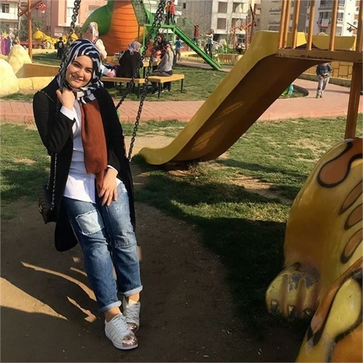 Gelin adayı Hanife kolay para kazanmanın yolunu buldu!
