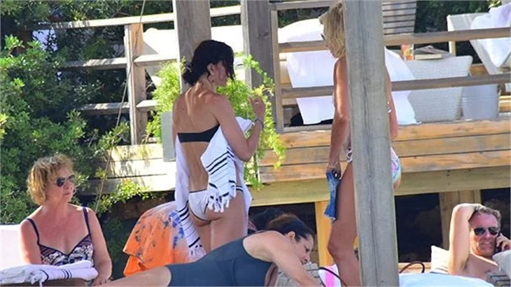Hande Ataizi mankenlere taş çıkarttı!