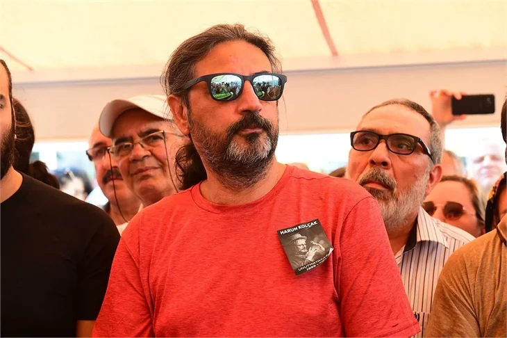Harun Kolçak, Gemlik'te annesinin mezarının üzerine defnedildi!
