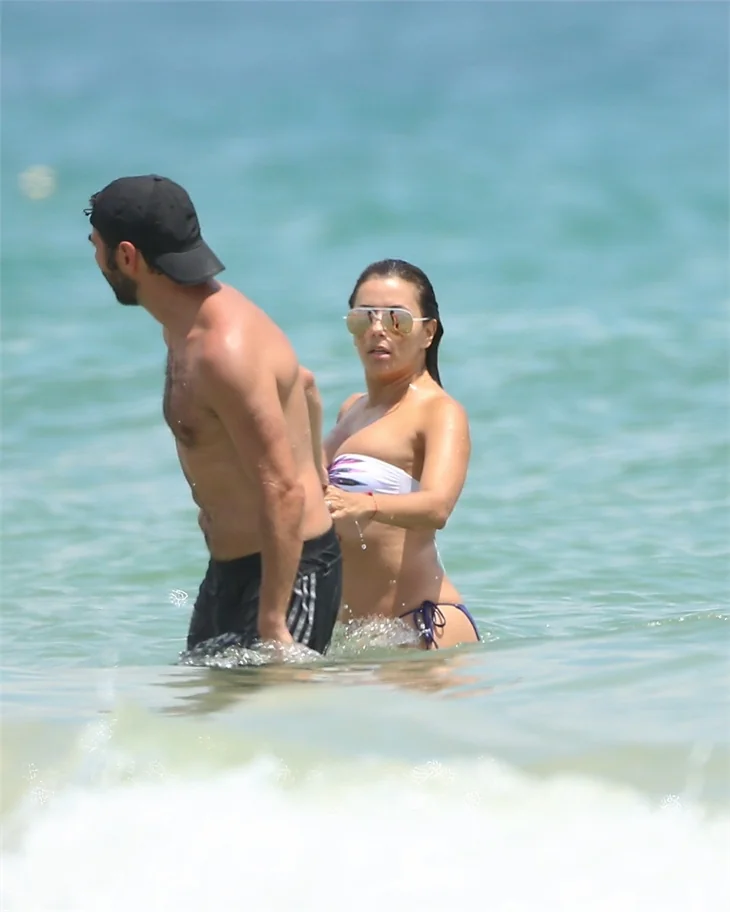 Eva Longoria'nın eşiyle tatili!