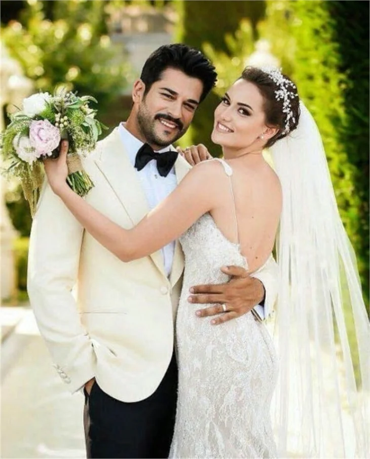 Fahriye Evcen de değiştirdi!