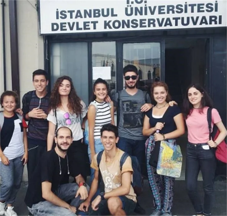 Bez Bebek'in çocuk yıldızı Sibel Kasapoğlu büyüdü!