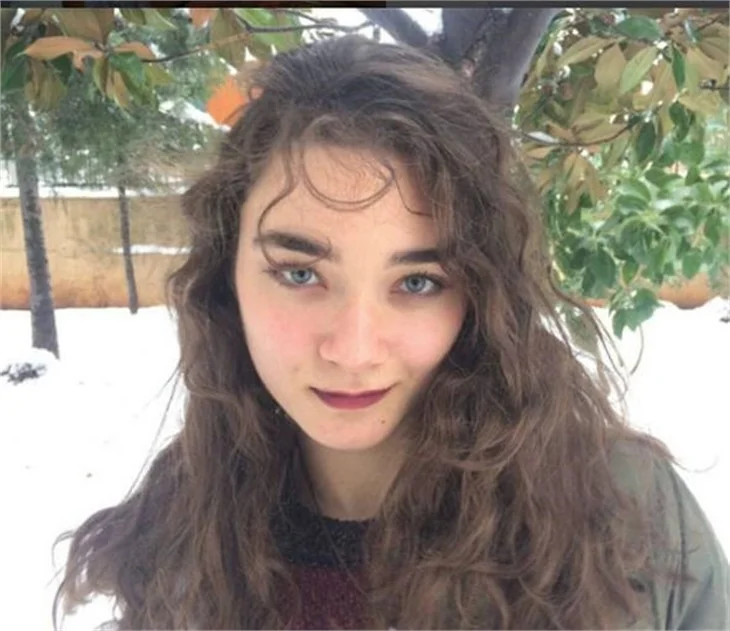 Bez Bebek'in çocuk yıldızı Sibel Kasapoğlu büyüdü!