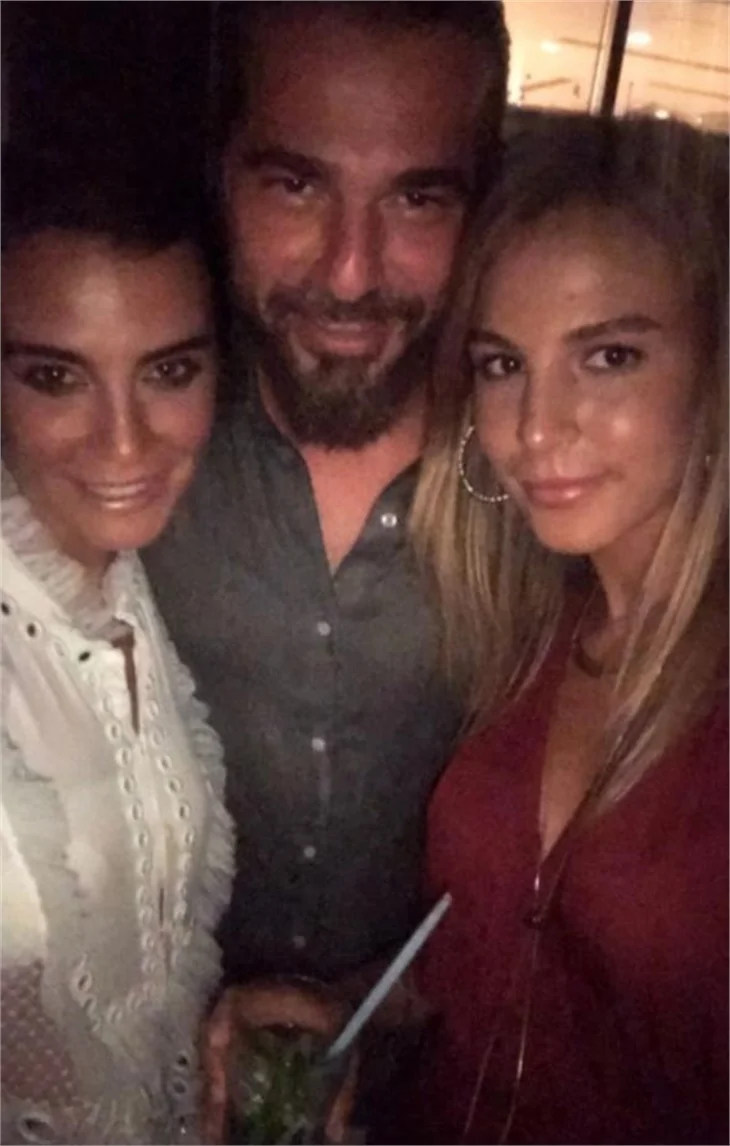 Engin Altan Düzyatan'a sürpriz parti