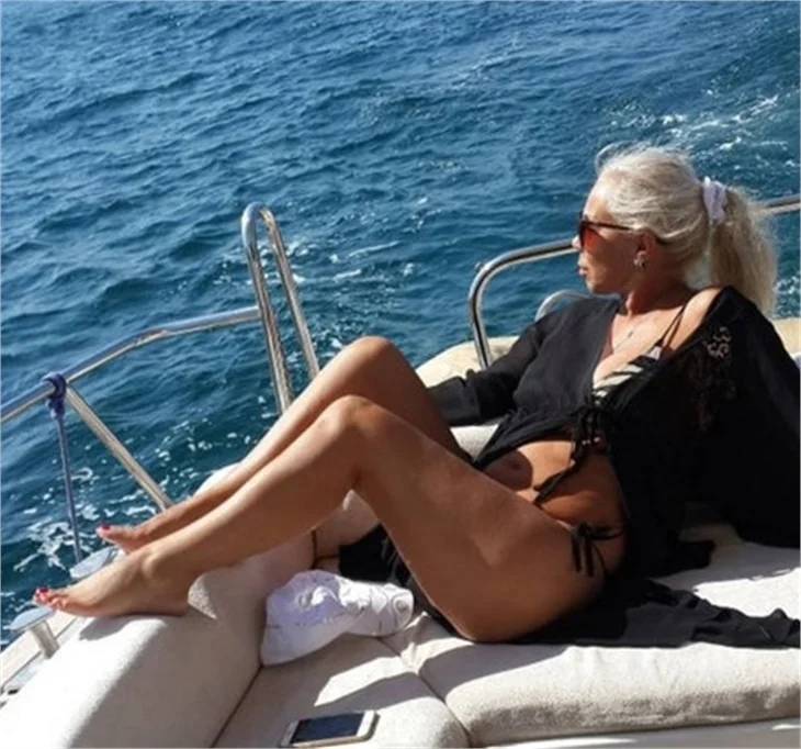Semiha Yankı'dan olay poz!