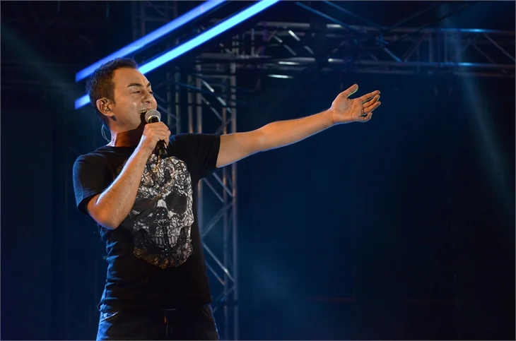 Serdar Ortaç’tan müjde: 2018’de bebek geliyor!