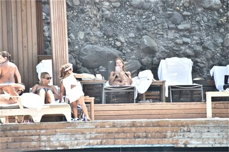 Elif Dürüst Bodrum'a damga vurdu!