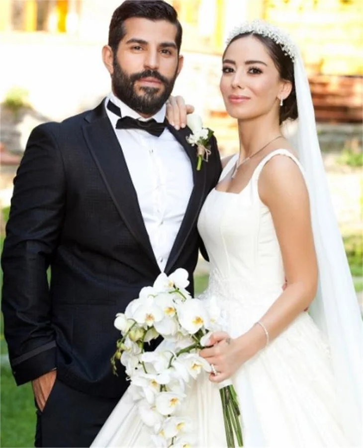 Merve Sevi ve Çalkan Algün'ün balayından ilk pozlar geldi!