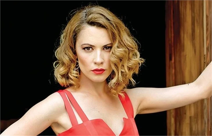 Açelya Topaloğlu: Derin yüzünden uykularım kaçtı