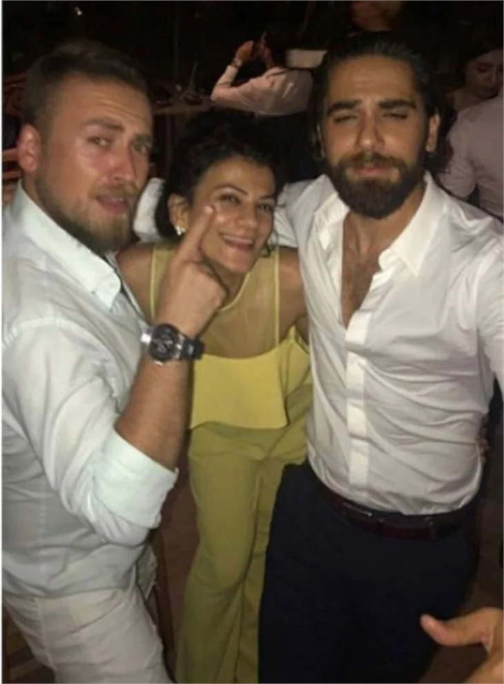 Doğulu Ailesi'nin düğünü, Deniz Doğulu evlendi!