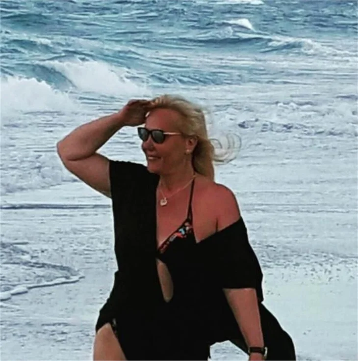 Filiz Aker'in dikkat çeken fotoğrafları