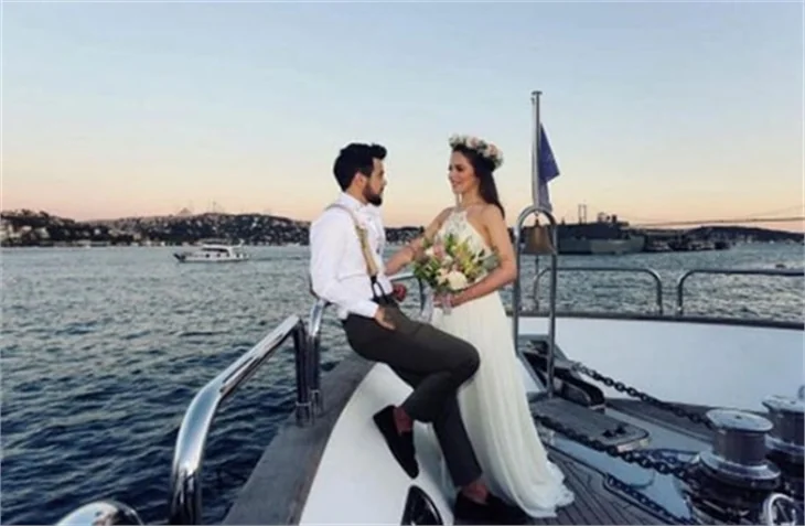 Düğün öncesi bunu yaptılar!