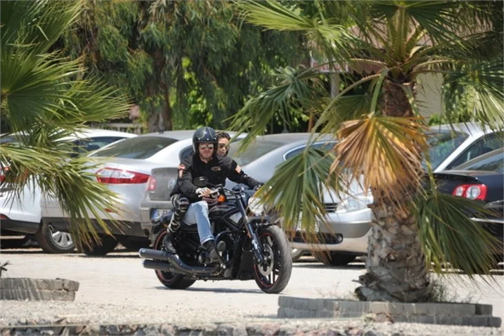 Kıvanç Tatlıtuğ'a motosiklet yasağı!