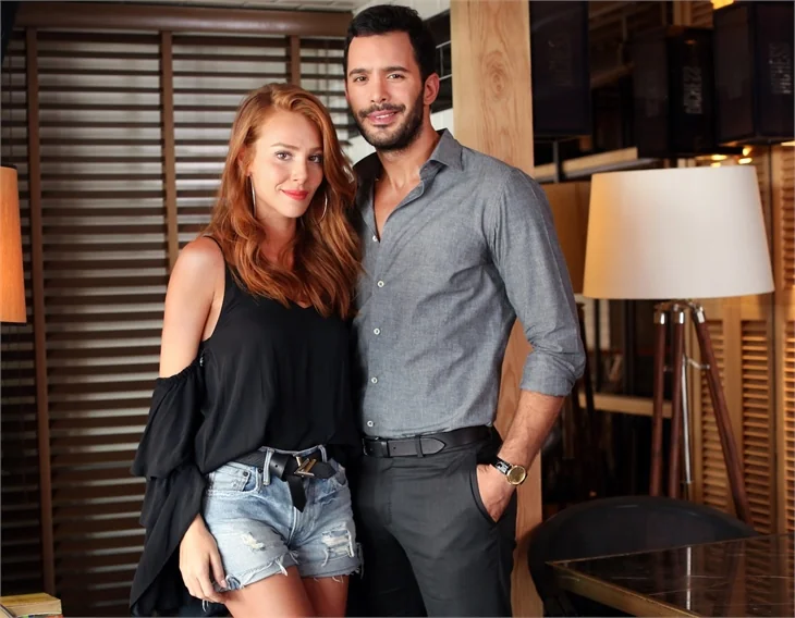 Barış Arduç ve Elçin Sangu 'Yanımda Kal'da buluştu!