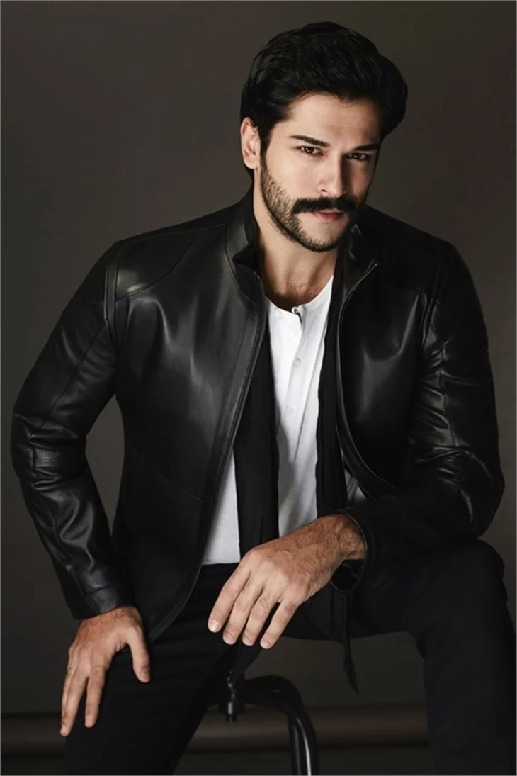 Burak Özçivit'e David Beckham sürprizi! Reklam filminde birlikte mi oynayacaklar?