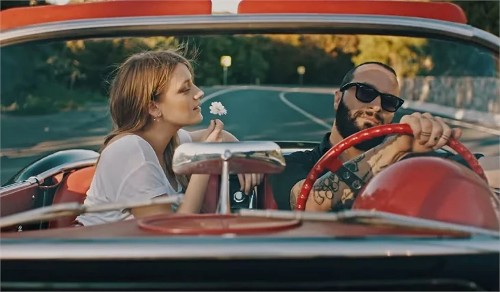 Gizem Karaca kuralı bozdu!