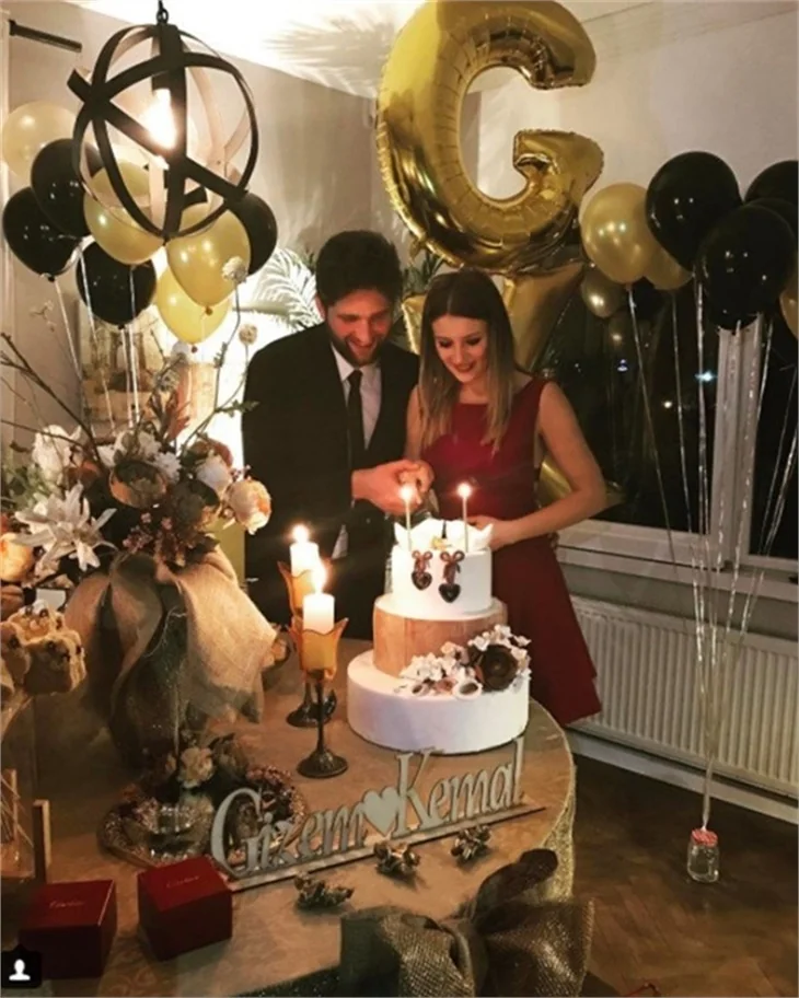 Gizem Karaca kuralı bozdu!