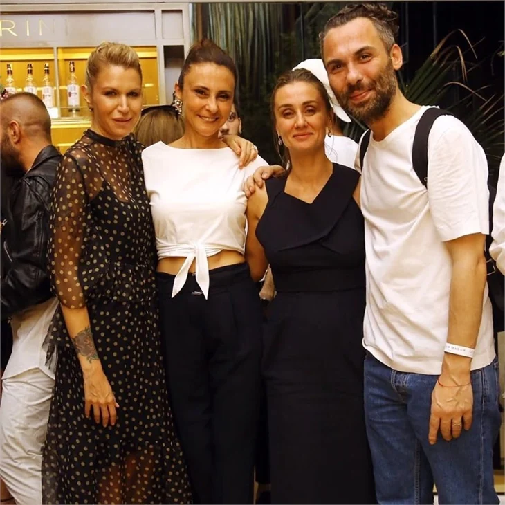 Fashion Week İstanbul'da Özgür Masur defilesi!