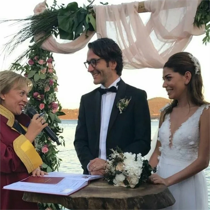 Ceren Moray, Fransız sevgilisi Nicco ile evlendi!