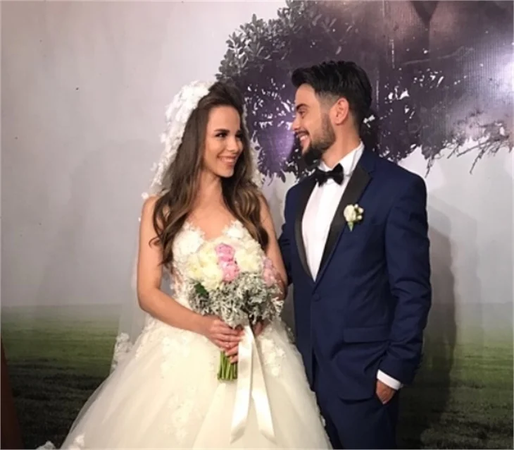 Rüzgar Erkoçlar ve Tuğba Beyazoğlu evlendi!