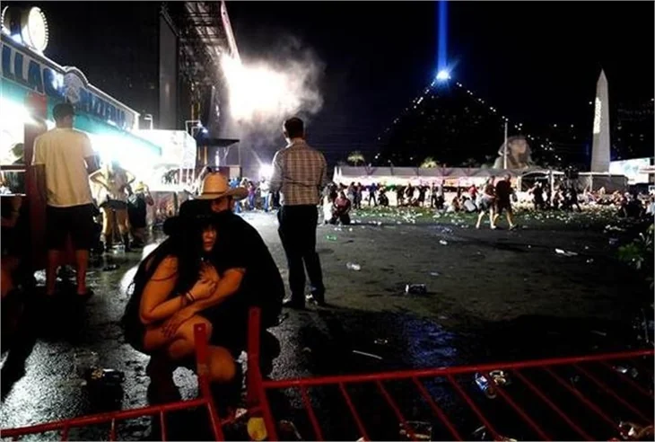 Las Vegas'ta konserde saldırı dehşeti! İlk fotoğraflar...